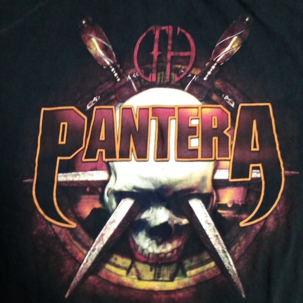 Vintage Y2K Pantera Skull Daggers Two Sided T-Shirt